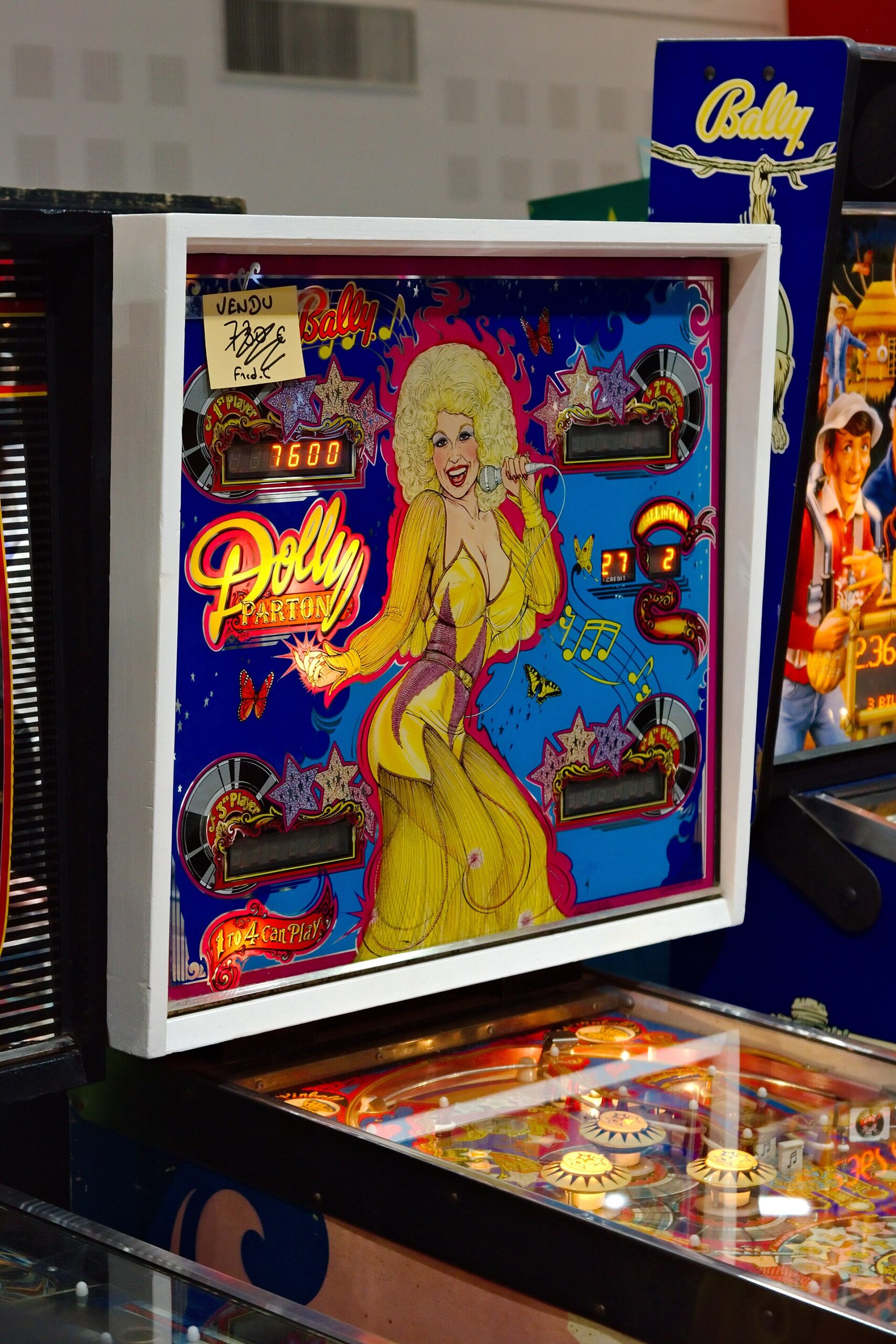 Flipper Dolly Parton lors de Flip Expo 2014, salle Serge-Reggiani au Tréport