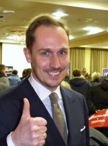 Justyna Dobrosz-Oracz — Konrad Berkowicz – polski polityk i informatyk, wiceprezes partii KORWiN, poseł na Sejm IX kadencji.