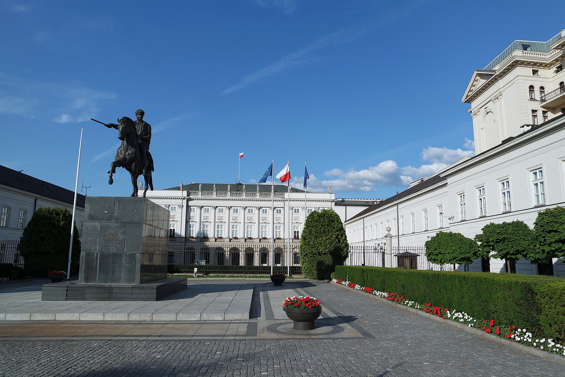 Warszawa, Pałac Prezydencki w Warszawie — prezydent Karol Nawrocki weta ustaw