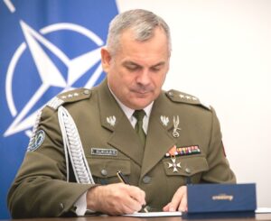 Karol Nawrocki — Warszawa. Sztab Generalny WP - gen. broni Wiesław Kukuła