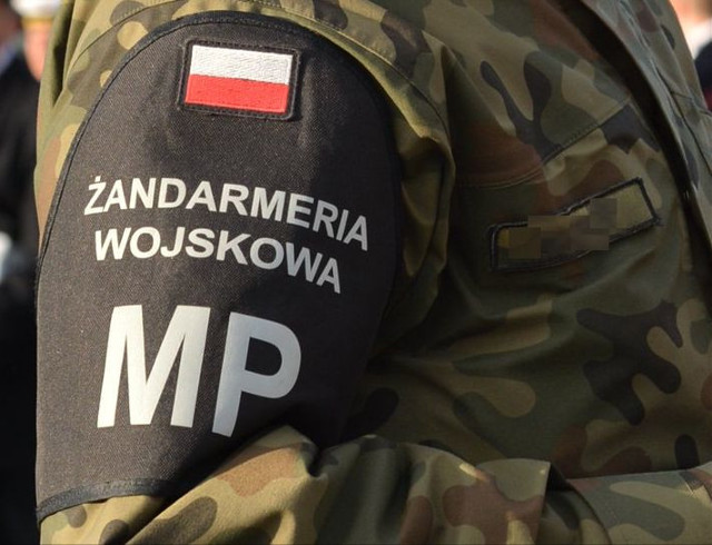 przesyłka w Nowej Dębie